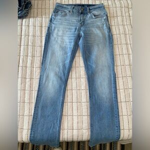 Light wash Buckle jeans 29x32